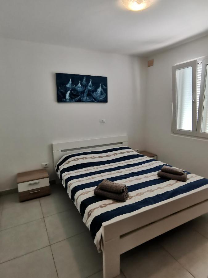 Apartments Victoria Savudrija Εξωτερικό φωτογραφία