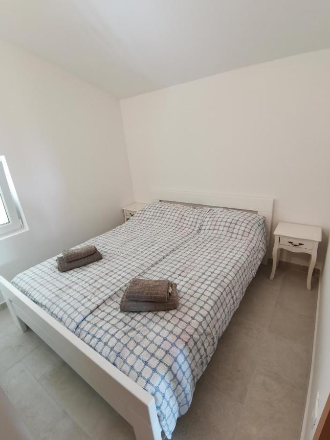 Apartments Victoria Savudrija Εξωτερικό φωτογραφία